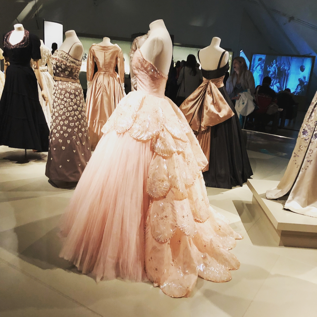 ROM fashion 6